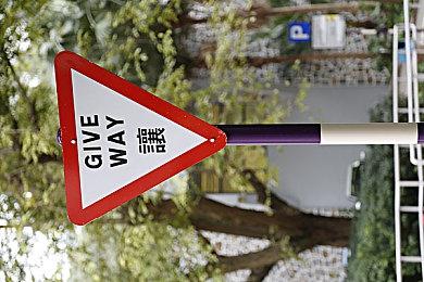 原MIT教授《我的世界》投入1000个AI试验 宪法修订都来了